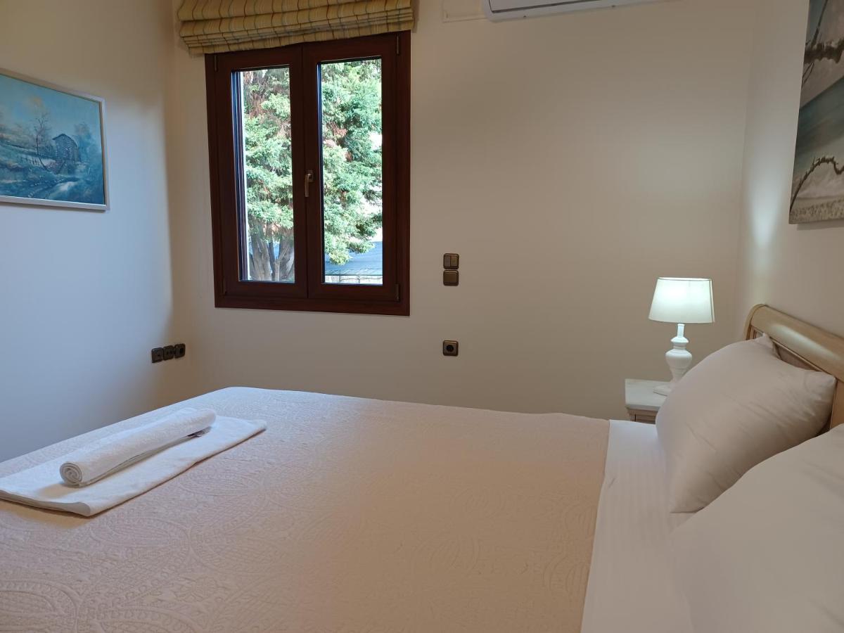 Heraklion Comfy House With Mountain View Exterior photo